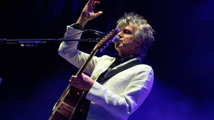 Neil Finn virtually joins U2 to perform a Crowded House classic